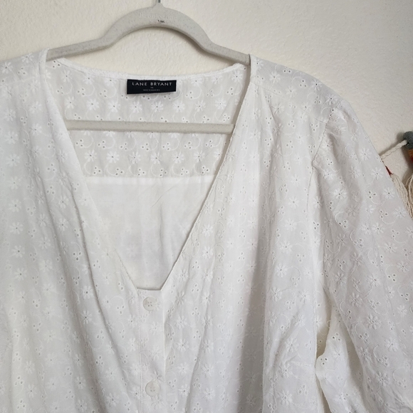 Lane Bryant Crochet Eyelet Daisy Print White Belted Button Down Romper Boho 26 - Picture 5 of 12
